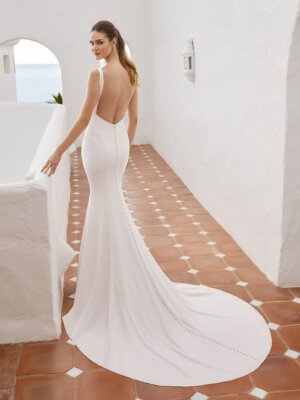 helen fit and flare brautkleid mit freiem rücken und breiten trägern