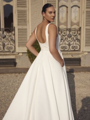 soraya brautkleid mit geradem ausschnitt und breiten trägern