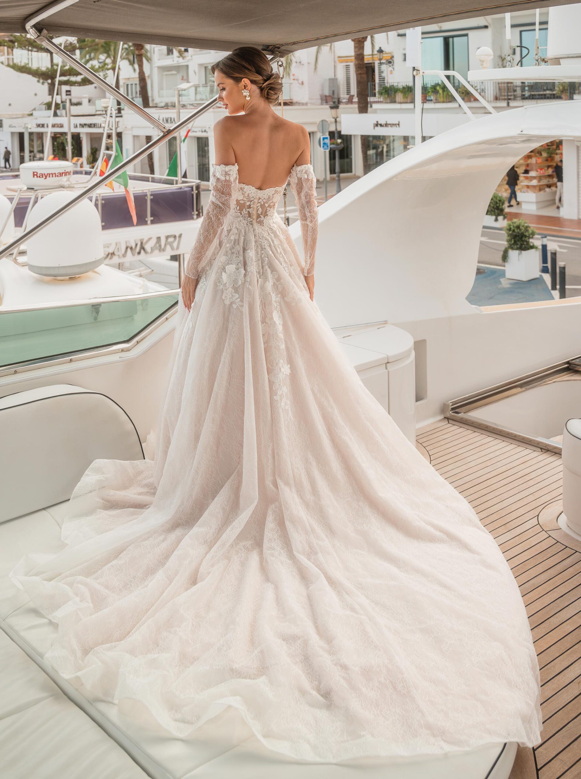 anissa a linie mit all over spitze und annehmbaren Ärmeln anissa a linie mit all over spitze und annehmbaren Ärmeln