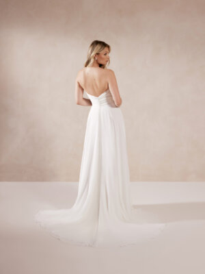 keana schlichtes brautkleid mit herzausschnitt und schlitz