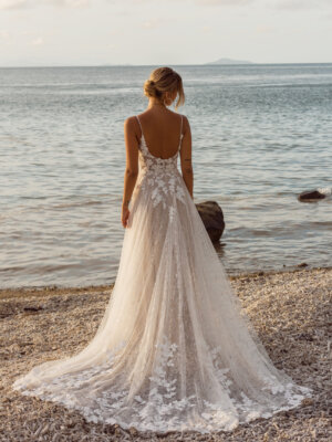 jenica a linie mit spaghettiträgern, v ausschnitt und spitze