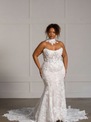 leith figurbetontes brautkleid mit all over spitze und 3d blüten