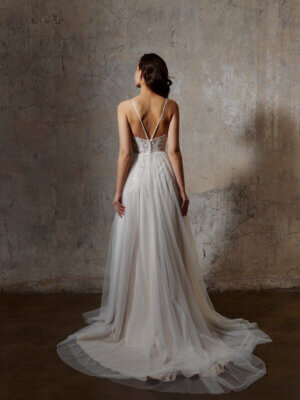 manno leichte a linie mit tiefem ausschnitt und schlitz