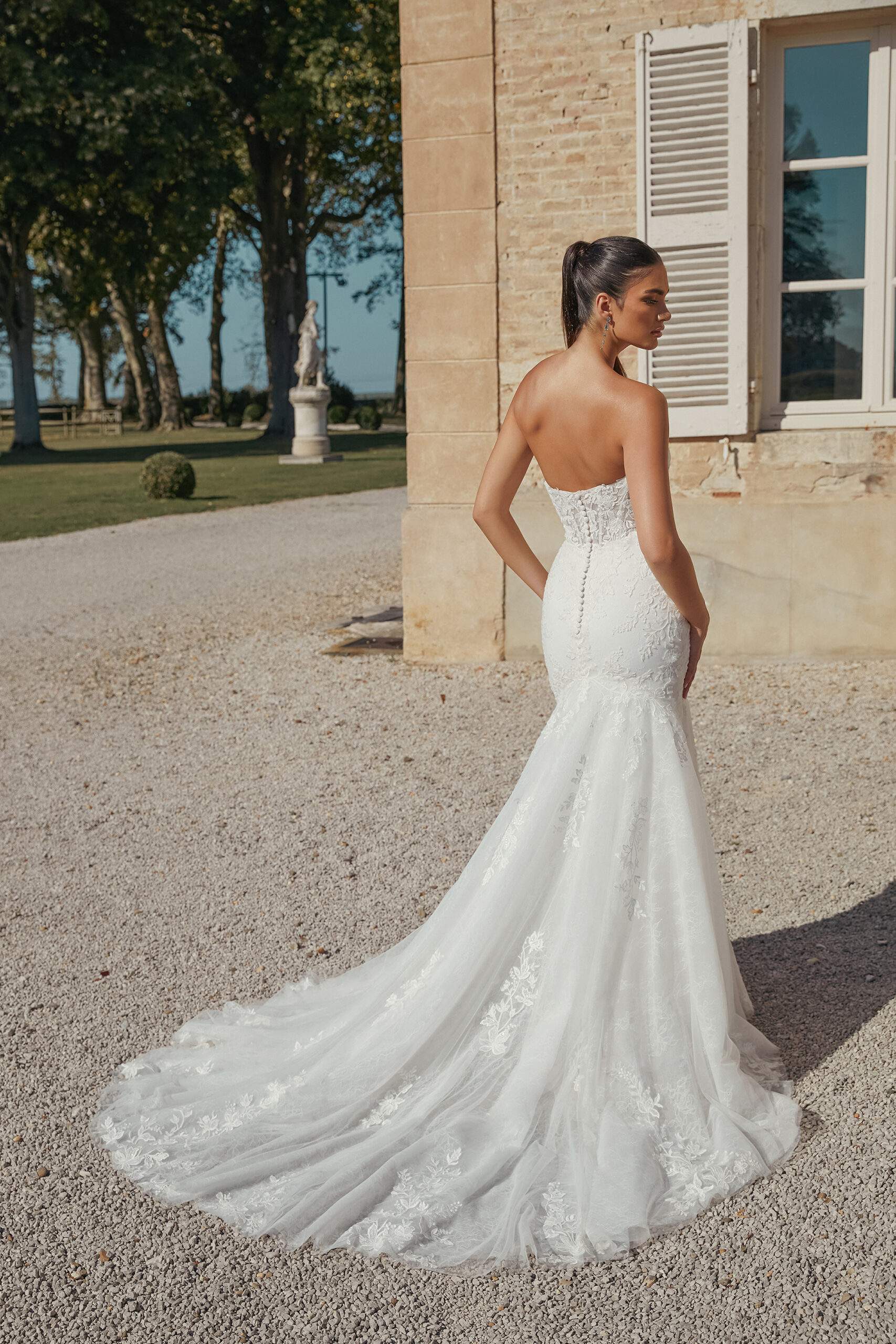 gianna figurbetontes brautkleid mit herzausschnitt und spitze gianna figurbetontes brautkleid mit herzausschnitt und spitze