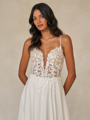 westwood leichtes brautkleid mit trägern und tiefem ausschnitt