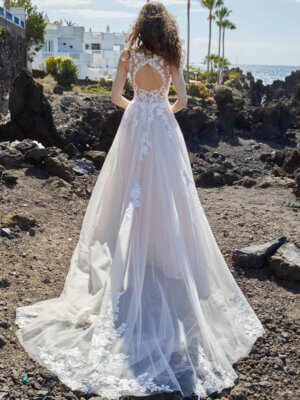 julia glitzernde a linie mit schlüssellochrücken und blätterspitze