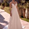 Lucian - Cleanes Brautkleid mit Cutouts und Trägern import placeholder for 52008