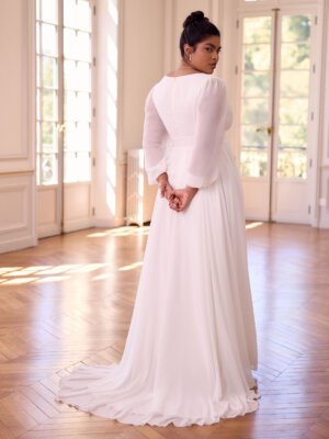 julie schlichtes brautkleid mit langen Ärmeln