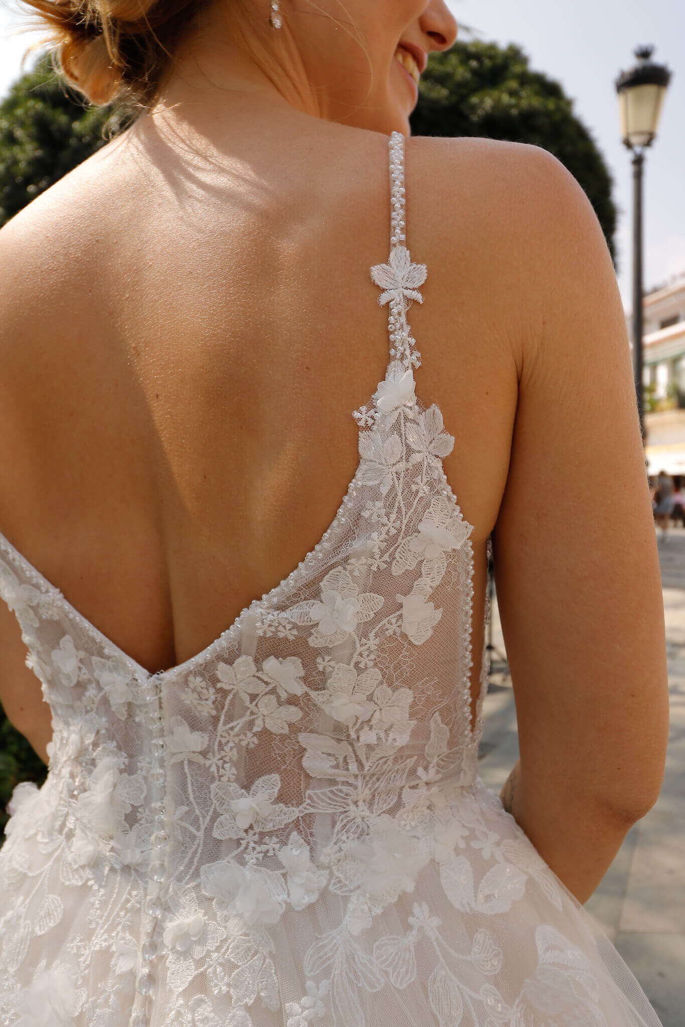 brautkleid tiefer ruecken spaghettitraeger spitze oldenburg