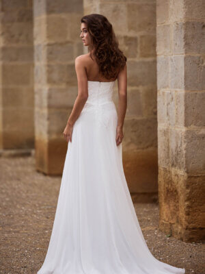 cleanes brautkleid schleppe spitze traegerlos stade