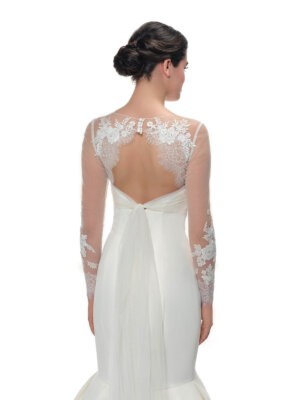 Braut-Spitzenoberteil im eleganten Vintage-Stil mit transparenten langen Ärmeln, Schlüsselloch-Rückenausschnitt und Wimpernspitze, exklusiv erhältlich in Cuxhaven.